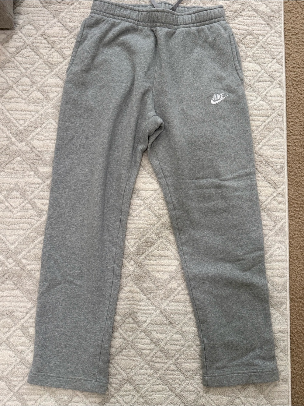 Nike mens Gray Fleece Sweatpants men medium
